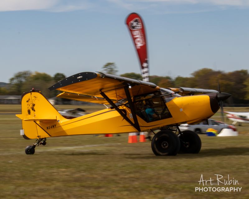 Race 72 · Wayne Smith · Kitfox 5 N14WY on the grass