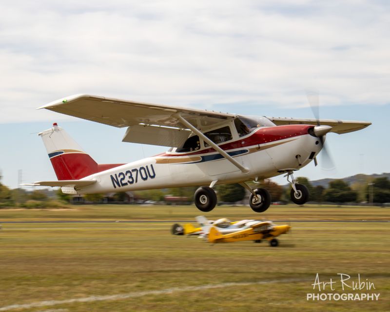 Race 192 · Keith Watts · Cessna 172D N2370U lifting off
